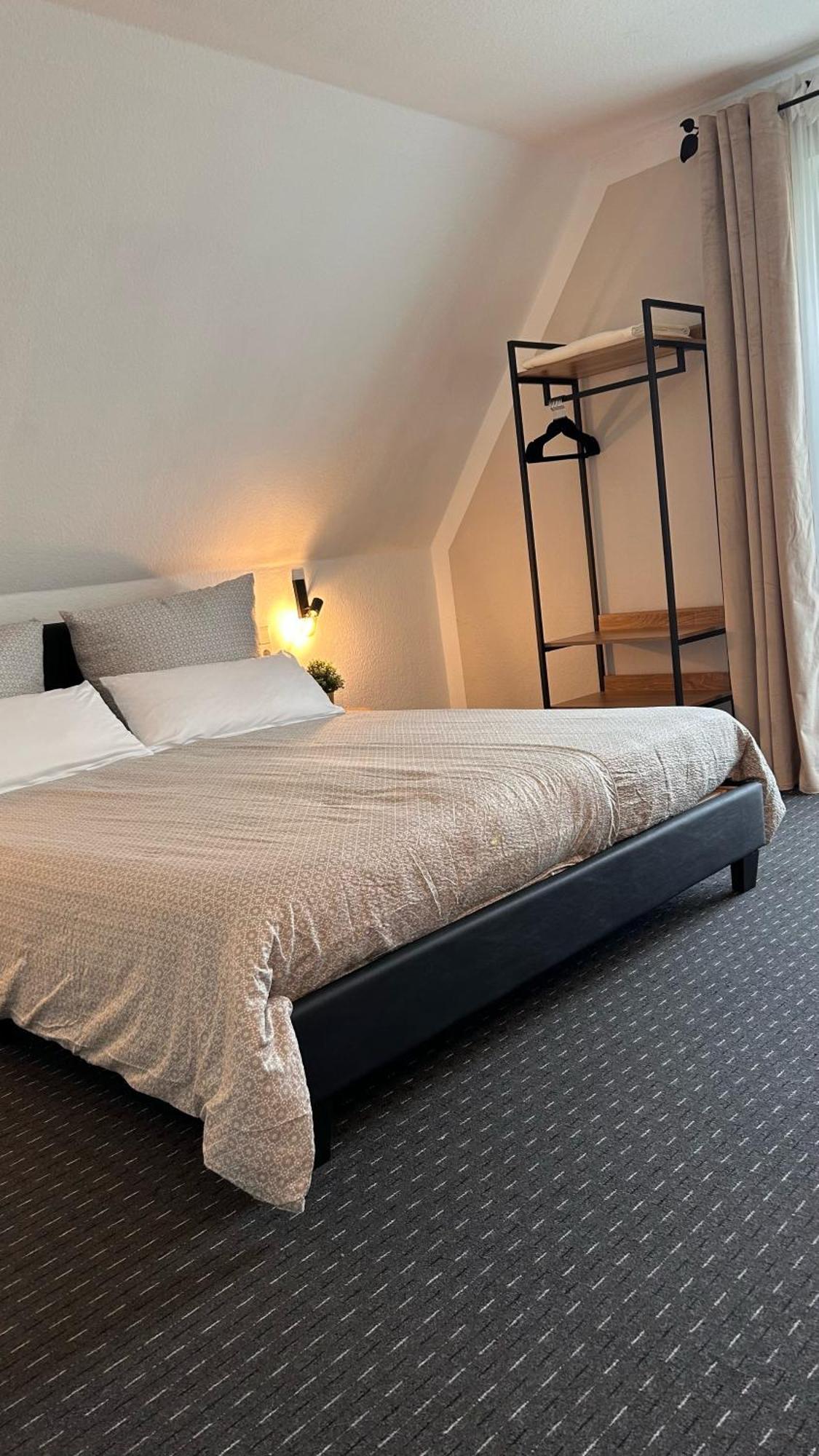 Haus Uebernachtenswert Cochem Mosel Bagian luar foto